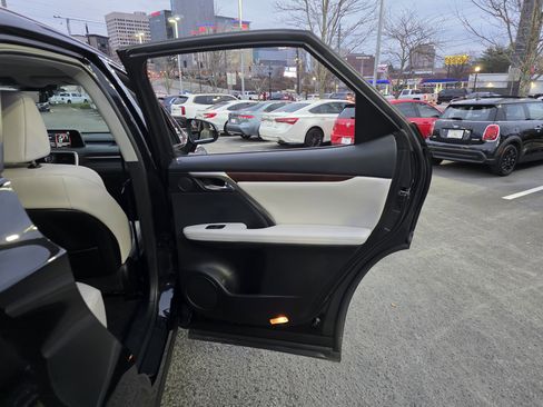 Certified 2022 Lexus RX 350 FWD w/ Premium Package image 25