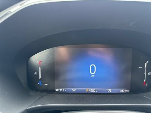 Certified 2025 Ford Escape ST-Line Select AWD/4WD image 19