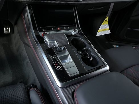 New 2026 Audi SQ8 Prestige image 16