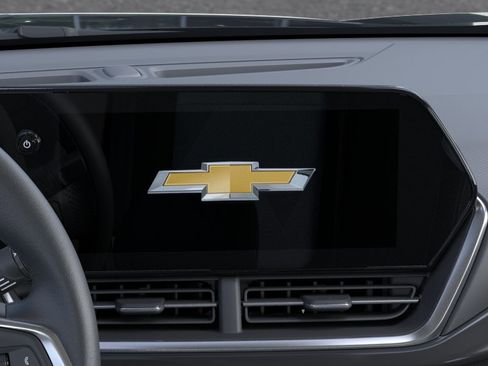 New 2026 Chevrolet Trax ACTIV w/ Sunroof Package FWD image 22