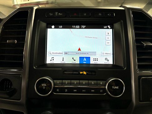 Used 2019 Ford Expedition Platinum image 37