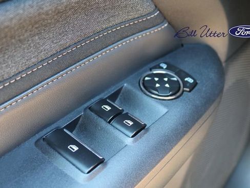 Certified 2024 Ford Mustang Convertible image 23