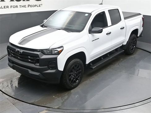 New 2026 Chevrolet Colorado W/T image 23