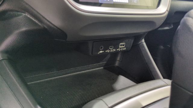Used 2024 Subaru Crosstrek 2.0i Premium AWD/4WD image 30