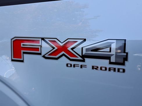 Used 2022 Ford F150 XLT w/ Equipment Group 302A High image 10