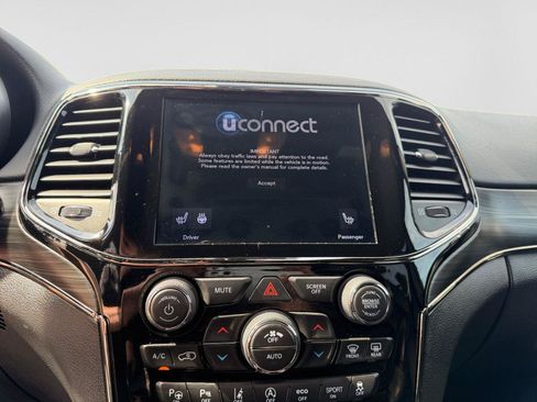 Used 2019 Jeep Grand Cherokee Limited X AWD/4WD image 22