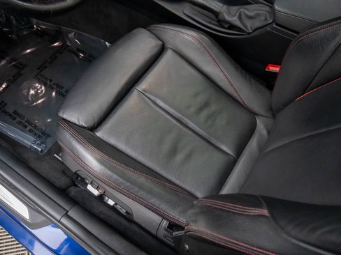 Used 2018 BMW 330i xDrive Sedan w/ Premium Package image 15