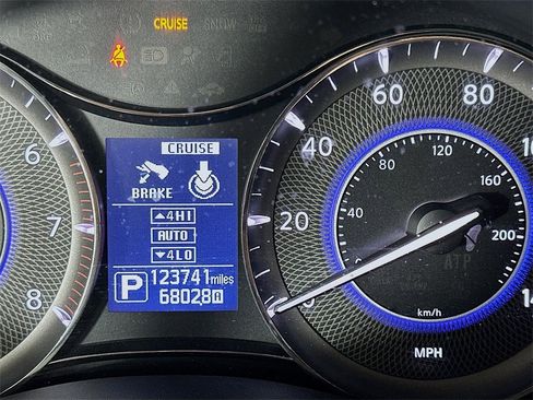 Used 2016 INFINITI QX80 Limited w/ All Season Package image 15