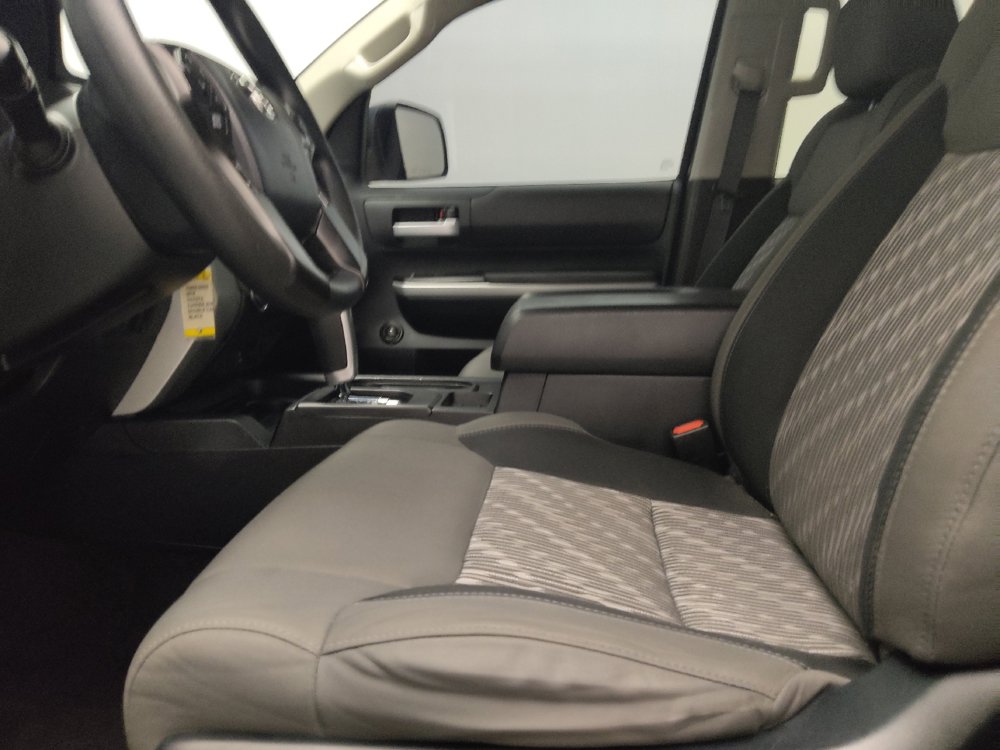 Used 2018 Toyota Tundra SR5 w/ SR5 Upgrade Package RWD image 17