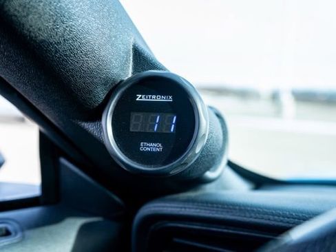Used 2020 Ford Mustang Shelby GT350 w/ Technology Package RWD image 27