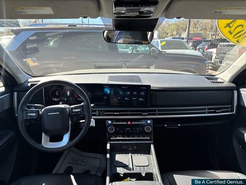 Used 2024 Hyundai Santa Fe SEL image 35