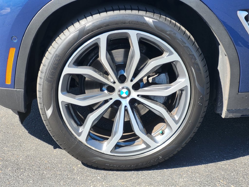 Used 2022 BMW X4 xDrive30i w/ Premium Package 2 AWD/4WD image 5