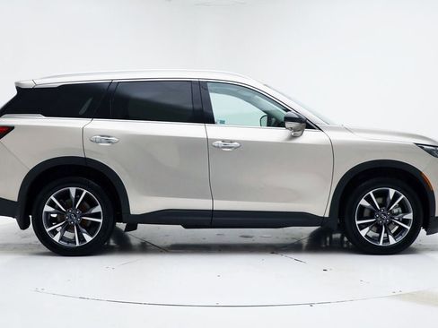 Used 2023 INFINITI QX60 Luxe w/ Cargo Package image 2