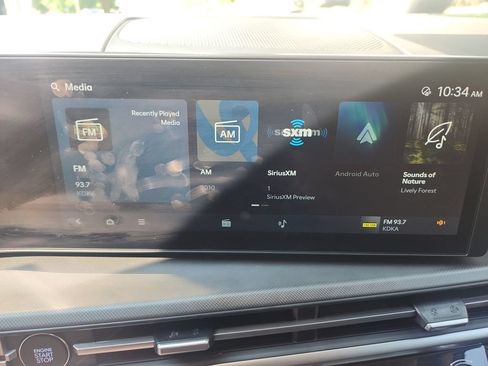 Used 2025 Hyundai Santa Fe SEL AWD/4WD image 17