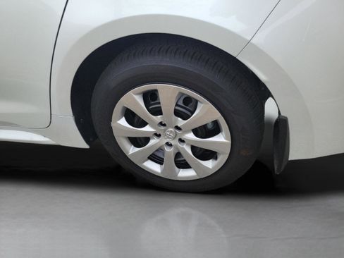 Certified 2026 Toyota Corolla LE image 30