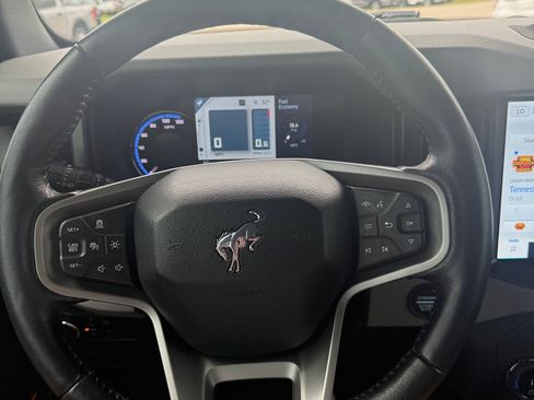 Used 2022 Ford Bronco Badlands AWD/4WD image 12