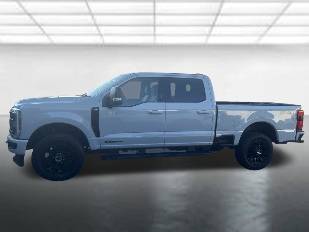 Used 2026 Ford F250 XLT w/ XLT Premium Package AWD/4WD image 2