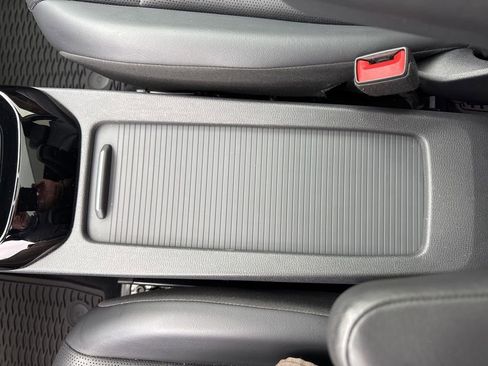 Certified 2021 Volkswagen ID.4 Pro S RWD image 29