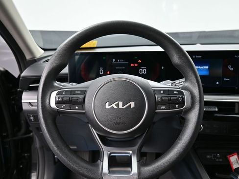 Used 2025 Kia K5 LXS FWD image 30