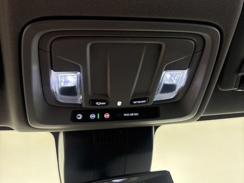 Used 2025 Chevrolet Silverado 1500 W/T w/ WT Value Package RWD image 14