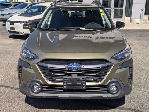 Used 2024 Subaru Outback Premium AWD/4WD image 8