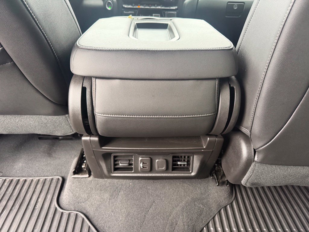 Used 2019 Chevrolet Silverado 1500 LT w/ All-Star Edition AWD/4WD image 21
