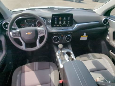 New 2026 Chevrolet Blazer LT w/ Convenience Package FWD image 16