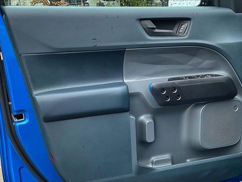 Used 2025 Ford Maverick Lobo image 23