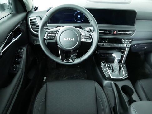 New 2026 Kia Seltos EX image 20