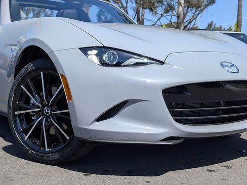 New 2026 MAZDA MX-5 Miata RF Grand Touring w/ Weather Package RWD image 5