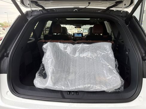 New 2026 Lincoln Aviator Reserve image 12