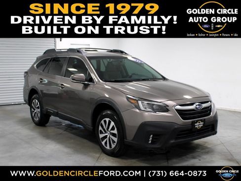 Used 2021 Subaru Outback Premium AWD/4WD image 1