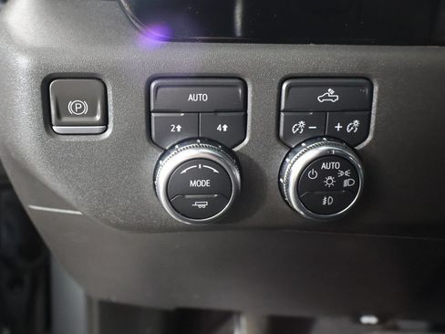 Used 2023 GMC Sierra 1500 Elevation AWD/4WD image 34