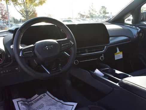 New 2026 Chevrolet Equinox EV RS image 20