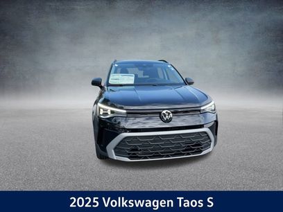 New 2025 Volkswagen Taos S