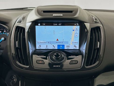 Used 2016 Ford Escape Titanium image 13