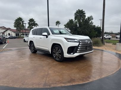New 2026 Lexus LX 600 4WD w/ Luxury Package