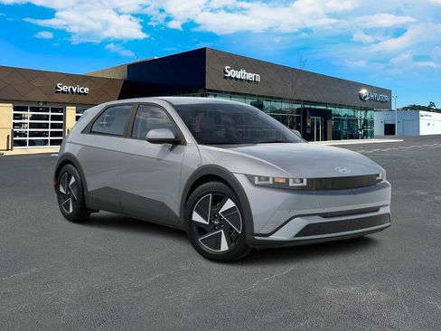 New 2026 Hyundai Ioniq 5 SEL image 8