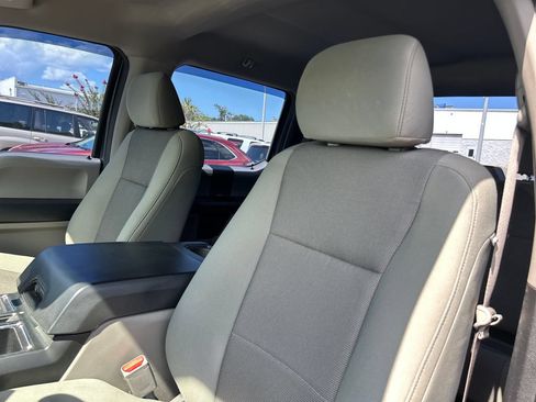 Used 2016 Ford F150 XL w/ Equipment Group 101A Mid AWD/4WD image 13