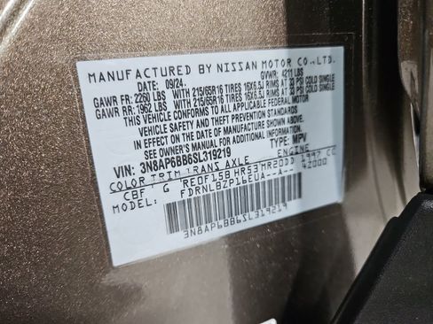 Certified 2025 Nissan Kicks S image 30