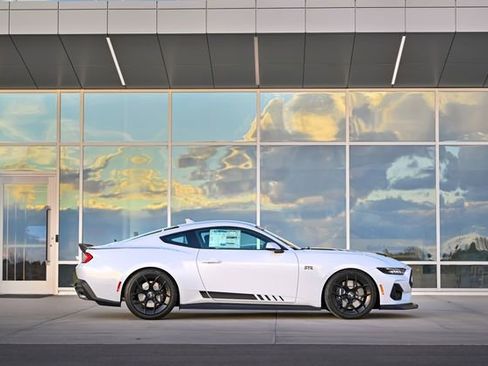 New 2026 Ford Mustang GT Premium w/ GT Performance Package RWD image 45
