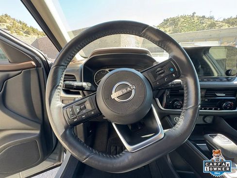 Used 2023 Nissan Rogue SL w/ SL Premium Package AWD/4WD image 2