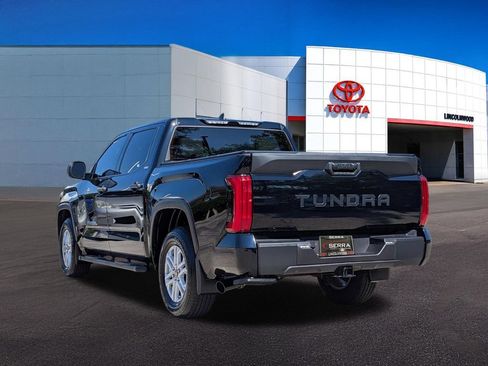 Used 2025 Toyota Tundra SR5 RWD image 12