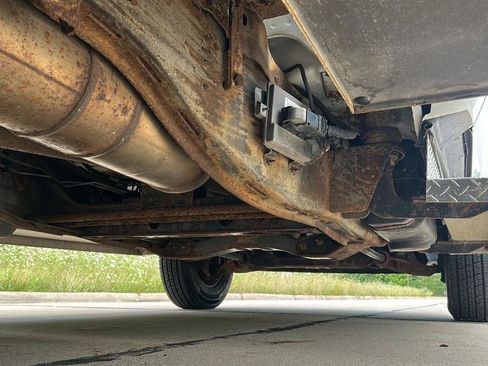 Used 2011 Chevrolet Silverado 3500 W/T RWD image 31