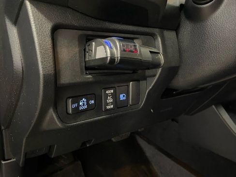 Certified 2018 Toyota Tacoma TRD Off-Road w/ TRD Premium Off Road Package image 14