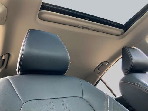 Used 2024 Nissan Altima 2.5 SR w/ SR Premium Package FWD image 14