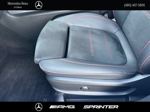 Used 2024 Mercedes-Benz GLA 35 AMG 4MATIC image 17