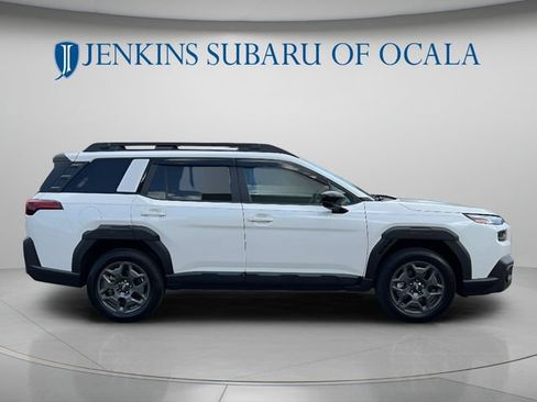 Used 2026 Subaru Outback Premium AWD/4WD image 2