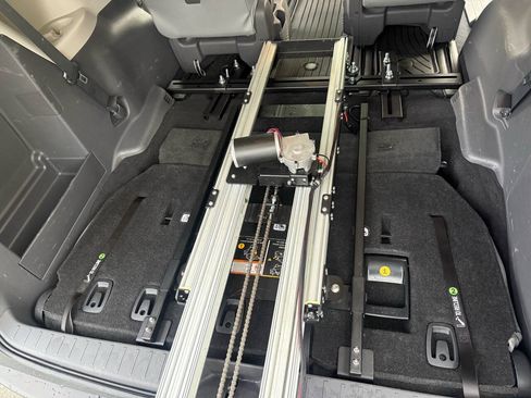 Used 2021 Toyota Sienna XLE w/ XLE Plus Package AWD/4WD image 48