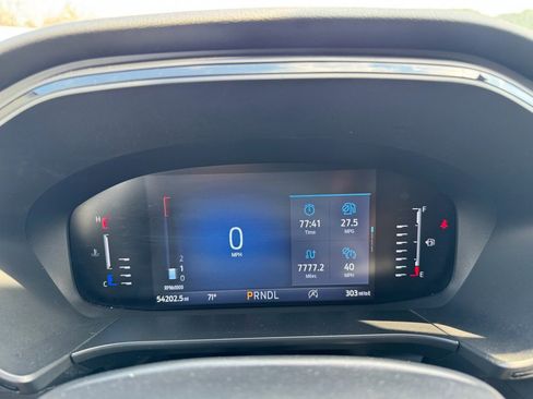 Used 2024 Ford Escape ST-Line image 30